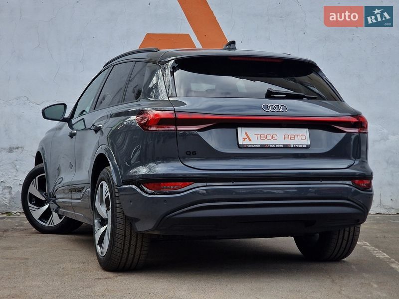 Внедорожник / Кроссовер Audi Q6 e-tron 2024 в Одессе