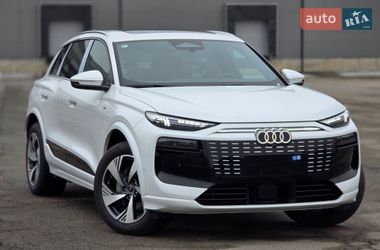 Внедорожник / Кроссовер Audi Q6 e-tron 2025 в Киеве