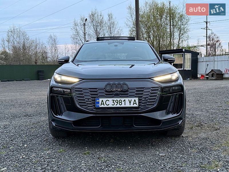 Внедорожник / Кроссовер Audi Q6 e-tron 2024 в Ковеле