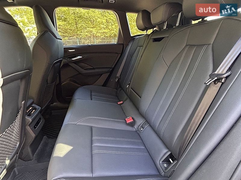 Позашляховик / Кросовер Audi Q6 e-tron 2025 в Львові фото 21 Позашляховик / Кросовер Audi Q6 e-tron 2025 в Львові