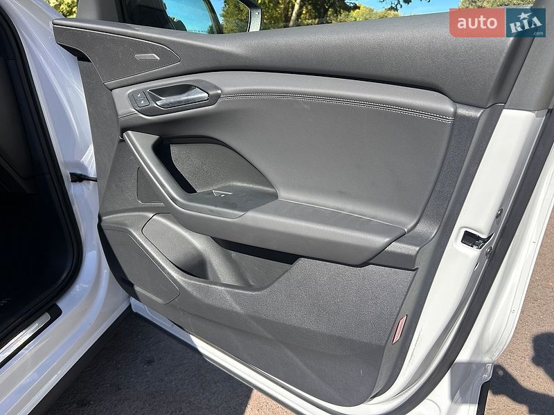 Позашляховик / Кросовер Audi Q6 e-tron 2025 в Львові фото 28 Позашляховик / Кросовер Audi Q6 e-tron 2025 в Львові