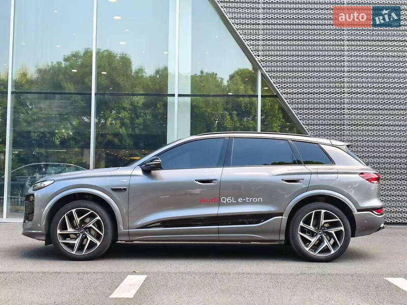 Позашляховик / Кросовер Audi Q6L e-tron 2025 в Києві