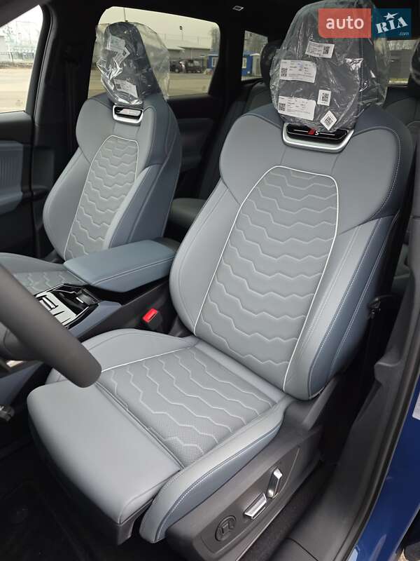 Внедорожник / Кроссовер Audi Q6L e-tron 2025 в Киеве