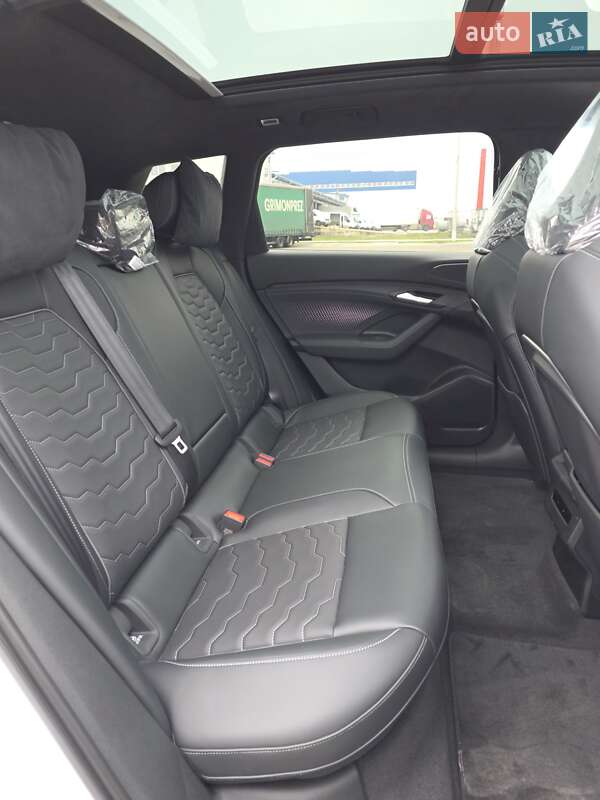 Внедорожник / Кроссовер Audi Q6L e-tron 2025 в Киеве фото 36 Внедорожник / Кроссовер Audi Q6L e-tron 2025 в Киеве