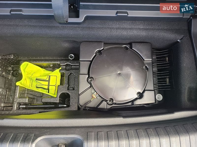 Позашляховик / Кросовер Audi Q6L e-tron 2025 в Одесі фото 66 Позашляховик / Кросовер Audi Q6L e-tron 2025 в Одесі