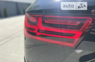 Audi Q7 e-tron 2016