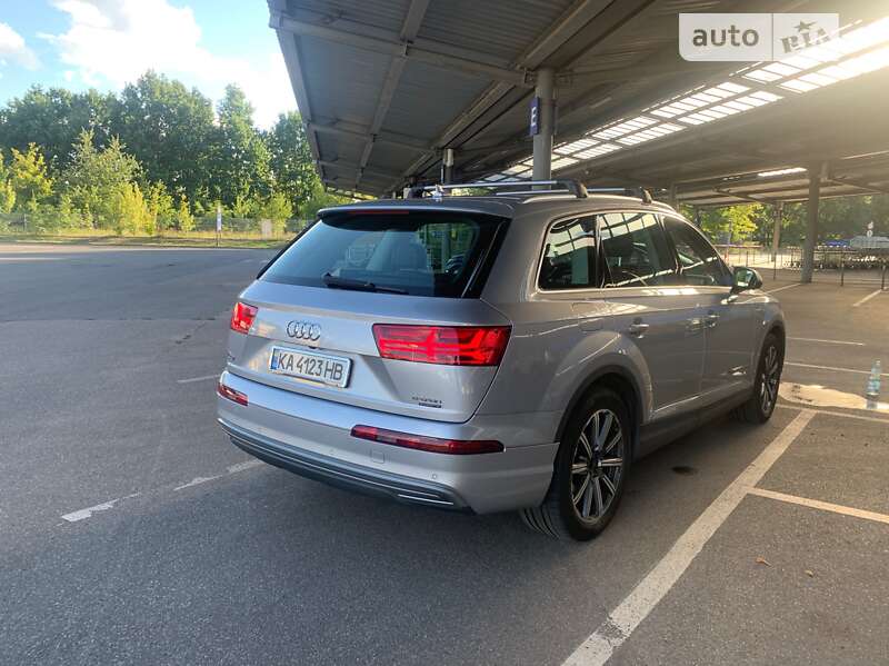 Внедорожник / Кроссовер Audi Q7 e-tron 2016 в Кривом Роге