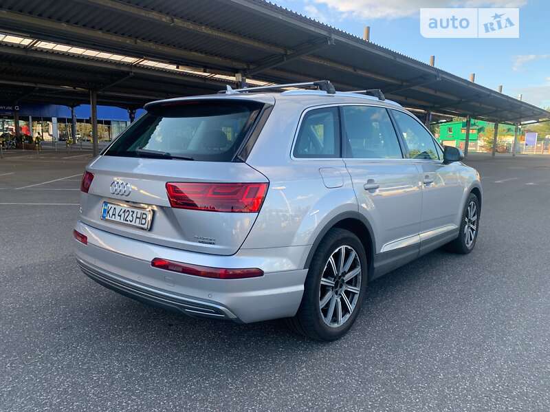 Внедорожник / Кроссовер Audi Q7 e-tron 2016 в Кривом Роге