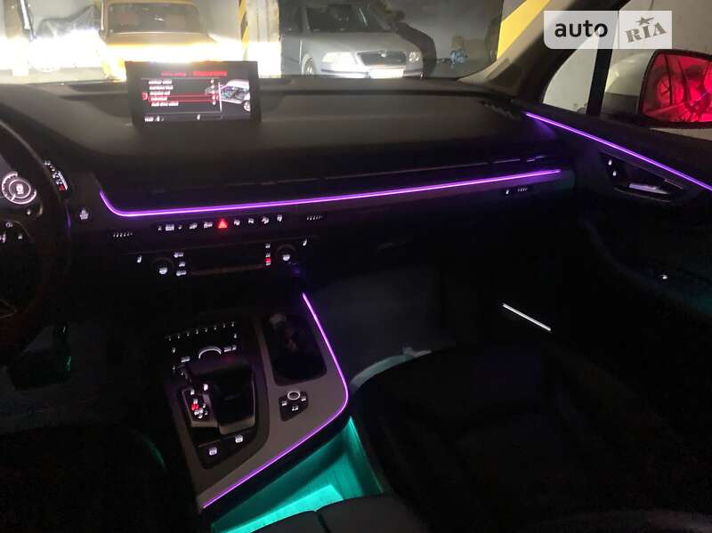 Внедорожник / Кроссовер Audi Q7 e-tron 2016 в Кривом Роге