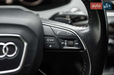 Внедорожник / Кроссовер Audi Q7 e-tron 2016 в 