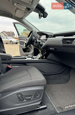 Внедорожник / Кроссовер Audi Q7 e-tron 2019 в 