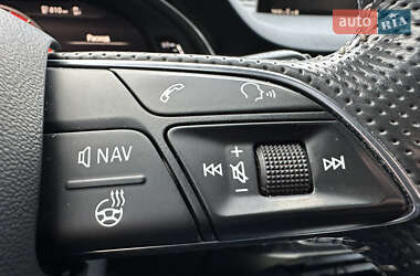 Внедорожник / Кроссовер Audi Q7 e-tron 2016 в 