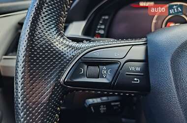 Внедорожник / Кроссовер Audi Q7 e-tron 2016 в 