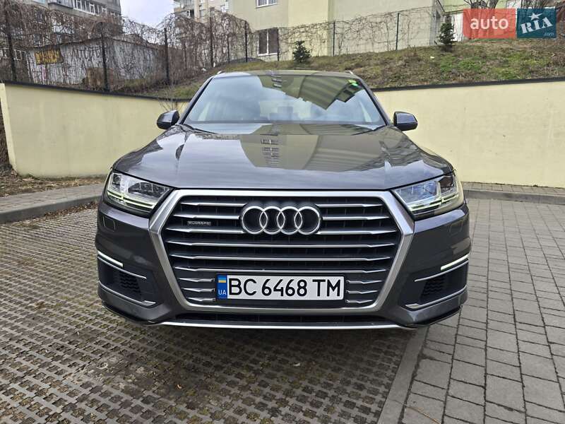 Внедорожник / Кроссовер Audi Q7 e-tron 2018 в Львове