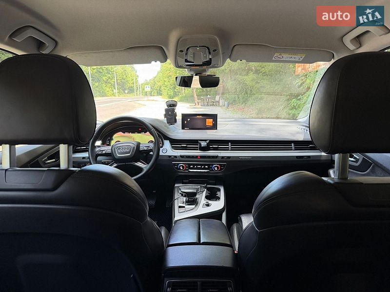 Внедорожник / Кроссовер Audi Q7 e-tron 2018 в Кременце