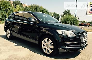 Внедорожник / Кроссовер Audi Q7 2007 в 