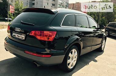 Внедорожник / Кроссовер Audi Q7 2007 в 