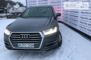 Внедорожник / Кроссовер Audi Q7 2016 в Киеве