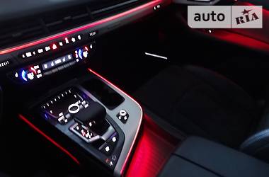  Audi Q7 2016 в Киеве