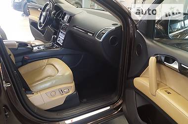 Внедорожник / Кроссовер Audi Q7 2011 в 
