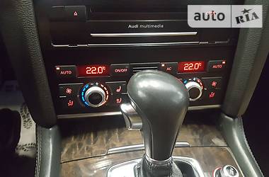 Внедорожник / Кроссовер Audi Q7 2011 в 