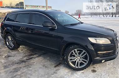 Позашляховик / Кросовер Audi Q7 2007 в Кам'янському