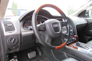 Внедорожник / Кроссовер Audi Q7 2008 в Киеве