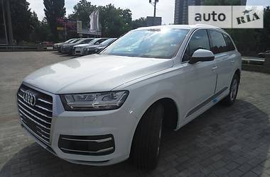 Внедорожник / Кроссовер Audi Q7 2017 в Киеве