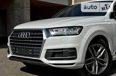 Внедорожник / Кроссовер Audi Q7 2016 в Днепре