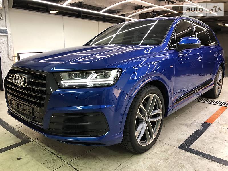 Внедорожник / Кроссовер Audi Q7 2018 в Киеве