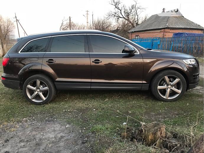 Внедорожник / Кроссовер Audi Q7 2013 в Полтаве