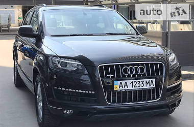 Внедорожник / Кроссовер Audi Q7 2012 в 