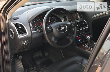Внедорожник / Кроссовер Audi Q7 2012 в 