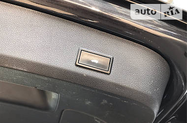Внедорожник / Кроссовер Audi Q7 2012 в 