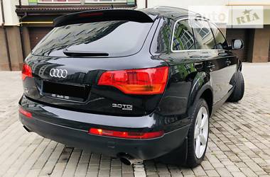 Позашляховик / Кросовер Audi Q7 2007 в Івано-Франківську