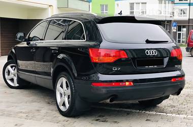 Позашляховик / Кросовер Audi Q7 2007 в Івано-Франківську