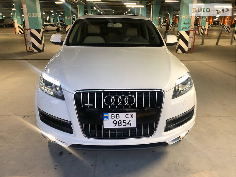 Позашляховик / Кросовер Audi Q7 2014 в Києві