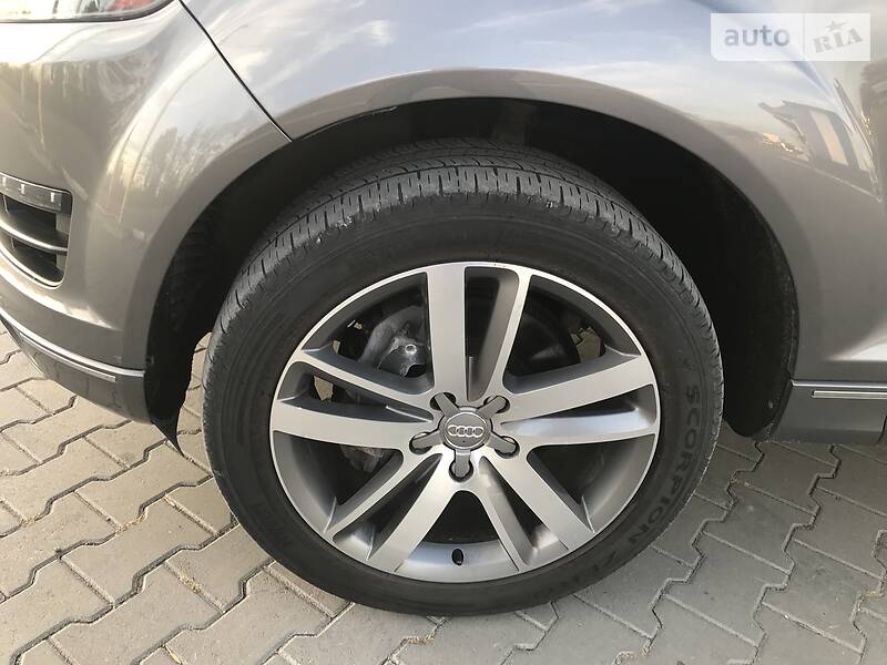 Позашляховик / Кросовер Audi Q7 2011 в Хмельницькому
