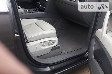 Позашляховик / Кросовер Audi Q7 2010 в 