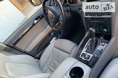 Позашляховик / Кросовер Audi Q7 2010 в 