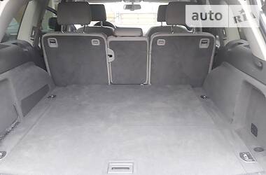 Позашляховик / Кросовер Audi Q7 2010 в 