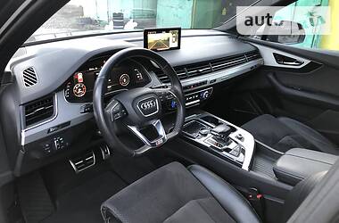 Позашляховик / Кросовер Audi Q7 2016 в Тернополі