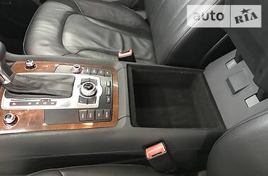 Позашляховик / Кросовер Audi Q7 2013 в 