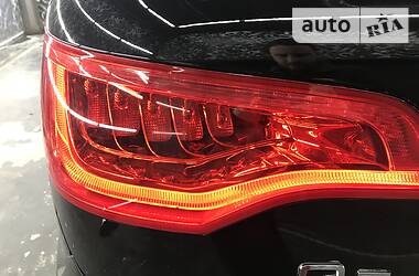 Позашляховик / Кросовер Audi Q7 2013 в 