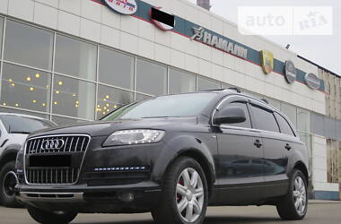 Позашляховик / Кросовер Audi Q7 2006 в 