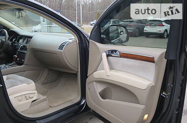 Позашляховик / Кросовер Audi Q7 2006 в 