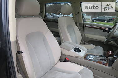 Позашляховик / Кросовер Audi Q7 2006 в 