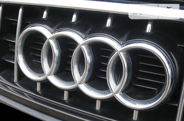 Позашляховик / Кросовер Audi Q7 2006 в 