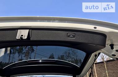 Позашляховик / Кросовер Audi Q7 2017 в 