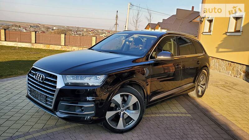 Позашляховик / Кросовер Audi Q7 2015 в Тернополі